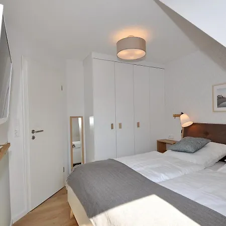 Holiday home Doppelhaushaelfte Twee Bohl